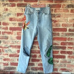 Topshop mom jeans w sequin parrot
